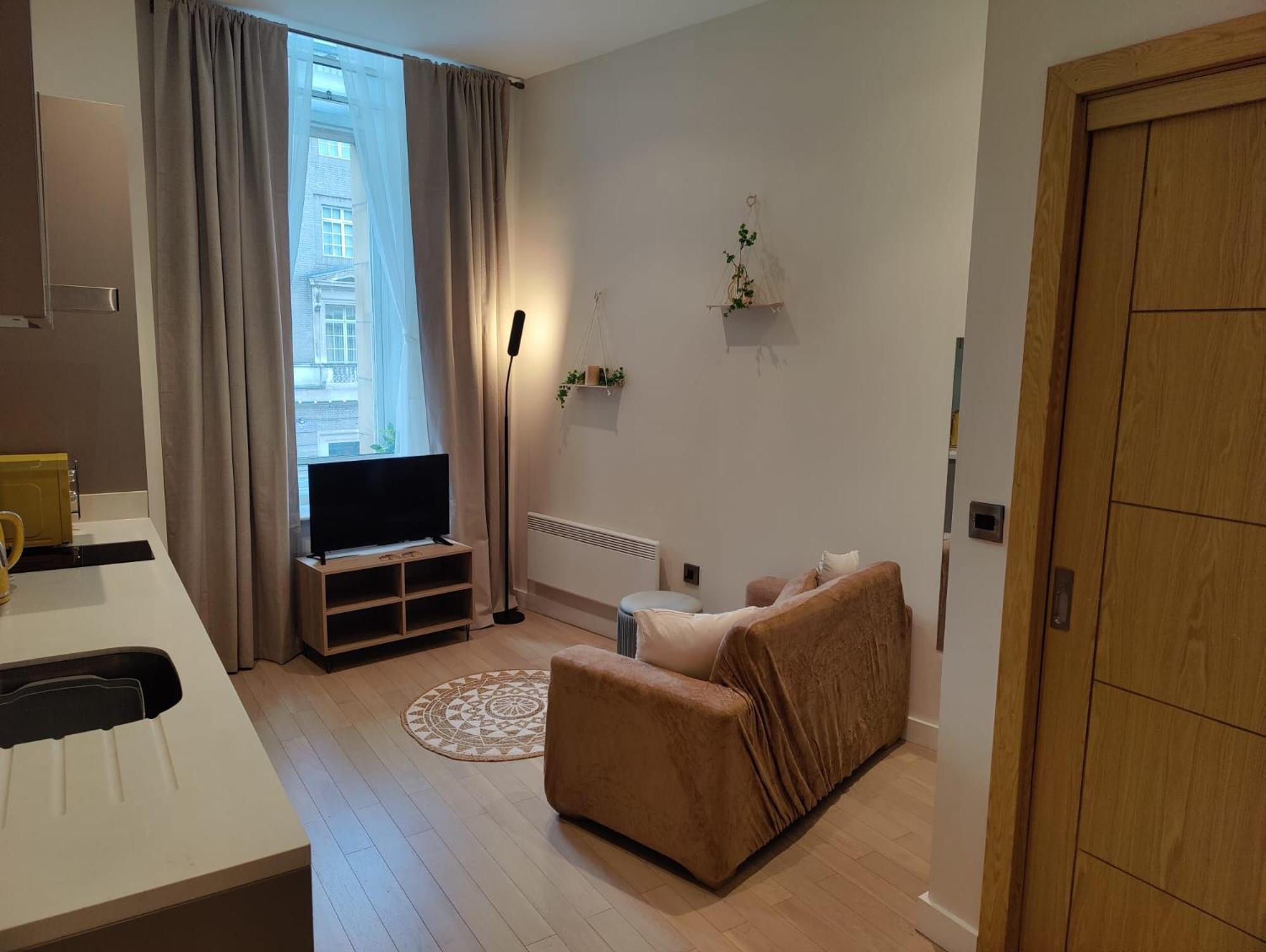 Liverpool Gem: Cozy Studio Retreat Exterior photo