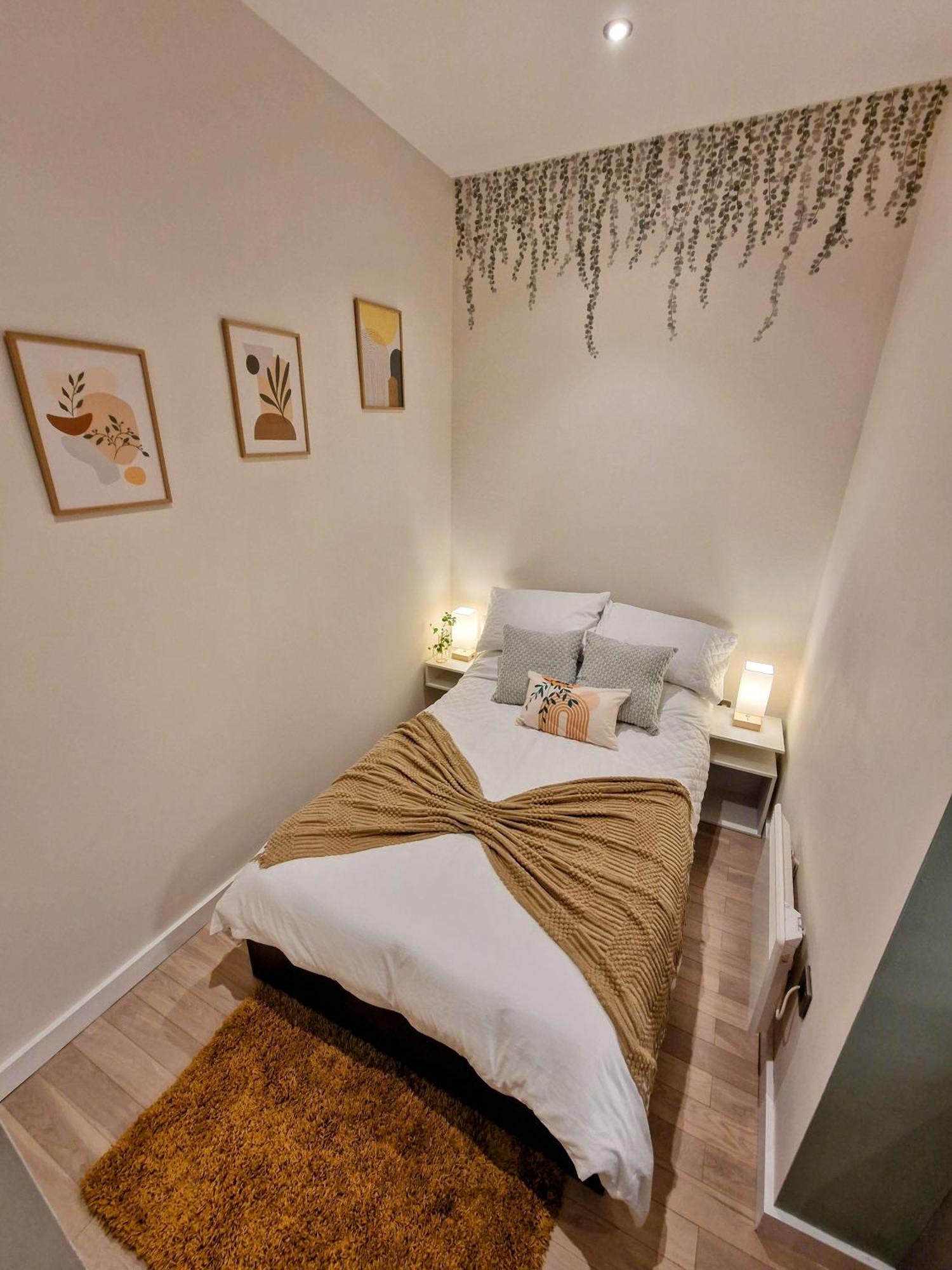 Liverpool Gem: Cozy Studio Retreat Room photo